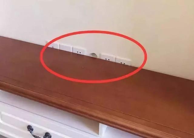 a5b3845c4f56554bb4a4d3f2f7298f74_F0B3CBEB1E43D46BA07233A2DC96E4A39DDED27A_size19_w640_h456